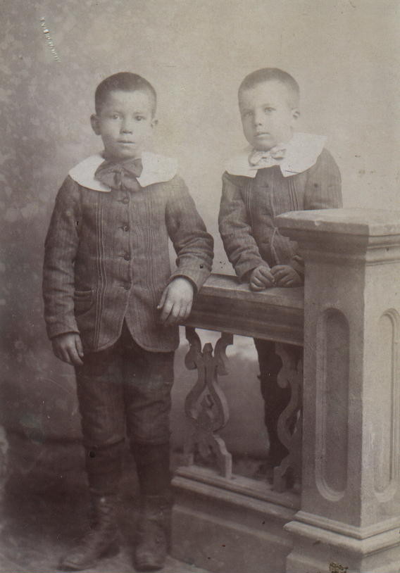 Thomas Leslie and Shadrach Milton Richardson: sons of Thomas and Eunice Richardson